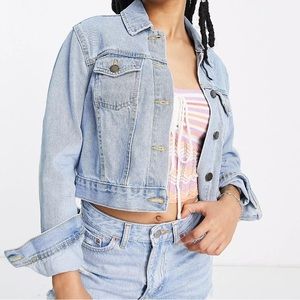 Cropped denim jacket